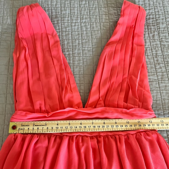 Lulu’s midi dress 👗 - Picture 11 of 15